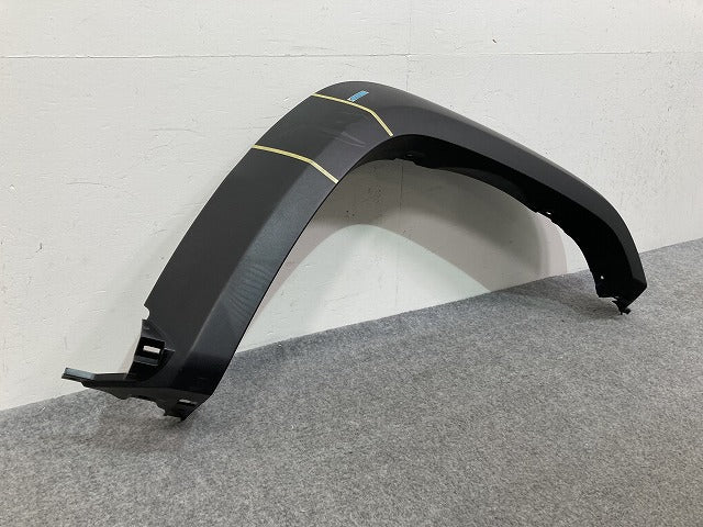 ジムニーシエラ JB74W 純正 左 リア フェンダーアーチモール/オーバーフェンダー 77540-78R 素地 スズキ(145631)
