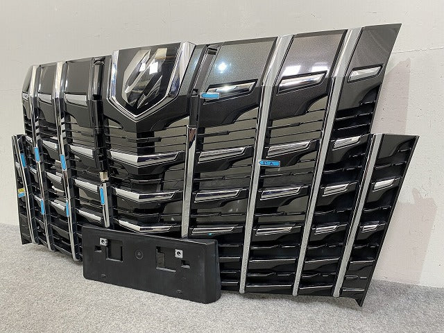 アルファード 30系/AGH30W/AGH35W/GGH30W/GGH35W ハイブリッド/AYH30W 純正 後期 フロント グリル/ラジエーターグリル 53114-58110(145655)
