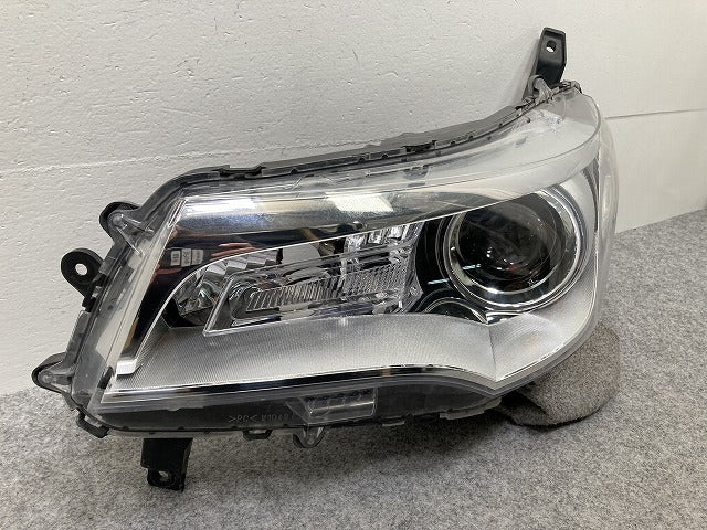 デイズ ハイウェイスター/eKカスタム B21W/B11W 純正 左 ヘッドライト/ランプ レベライザーキセノン HID STANLEY W1048 日産(145667)