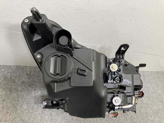 スカイライン/SKYLINE V37/YV37/HV37/HNV37/ZV37/400R 純正 中期/後期 左 ヘッドライト/ランプ LED レベライザー 刻印Y 100-23743(145680)