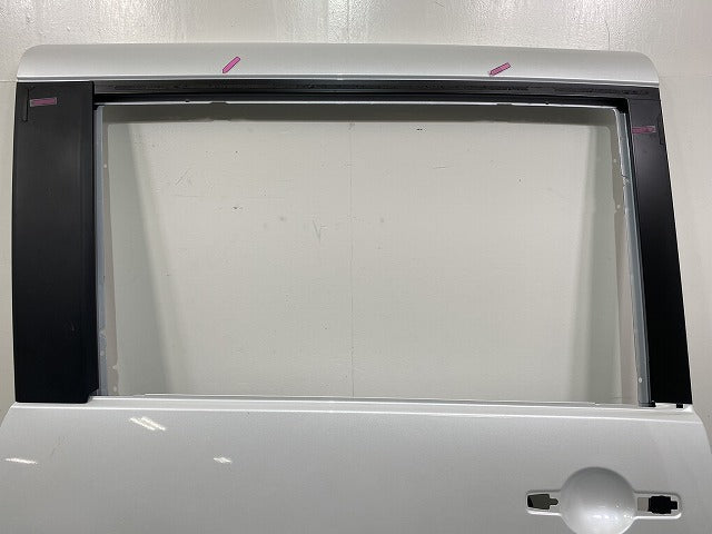 セレナ C28/NC28/FC28/FNC28 e-POWER/GC28/GFC28 純正 右 スライドドア プリズムホワイト QBE 日産(145690)
