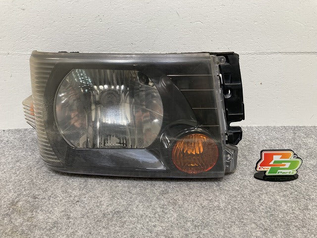 ミニキャブ/タウンボックス/クリッパー U61V/W/U62V/W/U71V/U72V 純正 右 ヘッドライト/ランプ ハロゲン STANLEY P5701 三菱(145696)