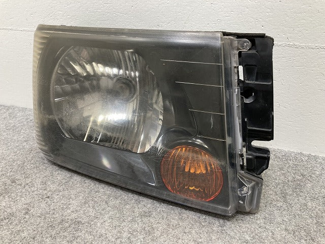 ミニキャブ/タウンボックス/クリッパー U61V/W/U62V/W/U71V/U72V 純正 右 ヘッドライト/ランプ ハロゲン STANLEY P5701 三菱(145696)