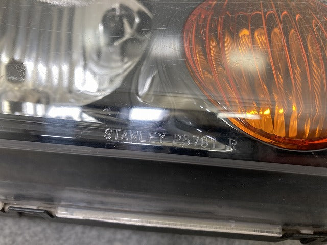 ミニキャブ/タウンボックス/クリッパー U61V/W/U62V/W/U71V/U72V 純正 右 ヘッドライト/ランプ ハロゲン STANLEY P5701 三菱(145696)