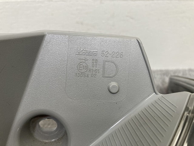ラクティス NCP120/NCP125/NSP120 純正 右 テールランプ/ライト/レンズ LED 刻印D KOITO 52-226 トヨタ(145697)