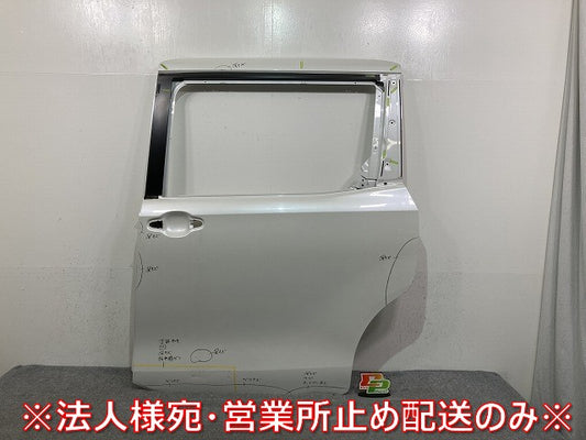 ヴォクシー/ノア/エスクァイア 80系/ZRR80G/ZRR85G/ZRR80W/ZRR85W /ZWR80G/ZWR80W 純正 左 リア スライド ドア ホワイトパール(145711)