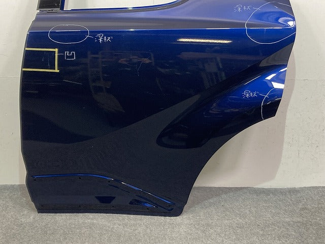 C-HR/CHR ZYX10/ZYX11/NGX50/NGX10 純正 左 リア ドア バイザー付 ダークブルーマイカメタリック 8W7 トヨタ(145715)