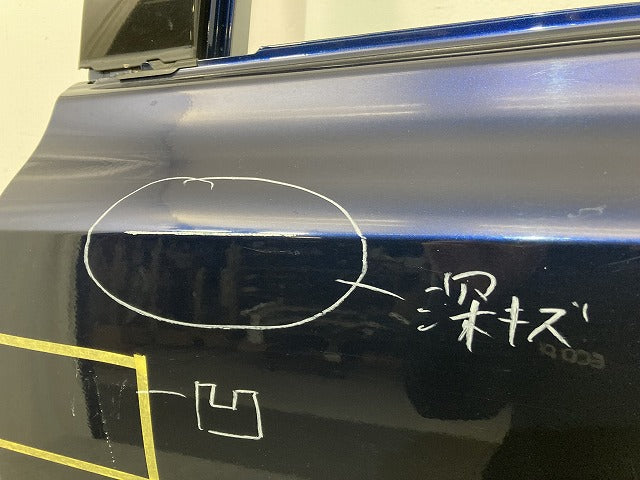 C-HR/CHR ZYX10/ZYX11/NGX50/NGX10 純正 左 リア ドア バイザー付 ダークブルーマイカメタリック 8W7 トヨタ(145715)