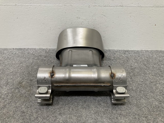 新品!981 ケイマン/981 ボクスター 981 純正  マフラーカッター/テールパイプ 981 111 261 00 98111126100 ポルシェ(145722)