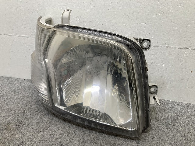 ハイゼット カーゴ S320V/S321V/S330V/S331V 純正 右 ヘッドライト/ランプ ハロゲン KOITO 100-51393 ダイハツ(145727)