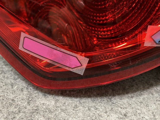 ヴィッツ 130系/KSP130/NSP130/NSP135/NCP131 純正 後期 右 テールランプ/ライト/レンズ LED 刻印S KOITO 52-304 トヨタ(145730)