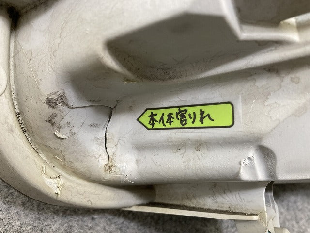 ジャンク!タント L375S/L385S 純正 右 ヘッドライト/ランプ ハロゲン レベライザー KOITO 100-51945 ダイハツ(145738)