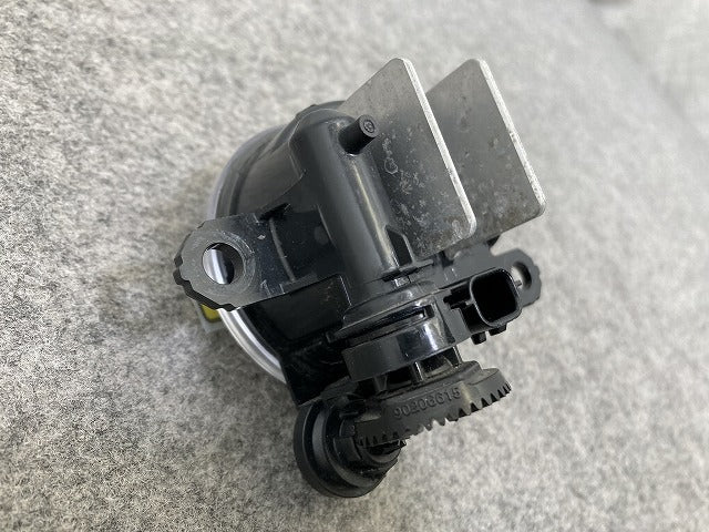 ルークス ハイウェイスター B44A/B45A/B47A/B48A 純正 右 フォグランプ/フォグライト LED VALEO 90206508 26150-8990E 日産(145739)