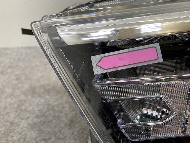 ライズ/ロッキー/レックス A200/A210/A201/A202/A/S/F 純正 後期 左 ヘッドライト/ランプ レベライザーLED ICHIKOH 1990 トヨタ(145755)