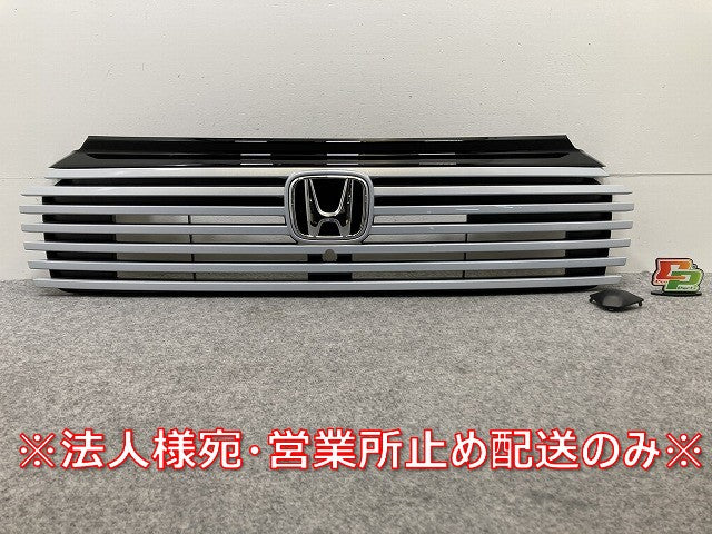 新車取り外し!ヴェゼル/VEZEL e:HEV RV4/RV5/RV6 純正 後期 フロント グリル カメラ穴付 プレミアムサンライトホワイトパール(145763)