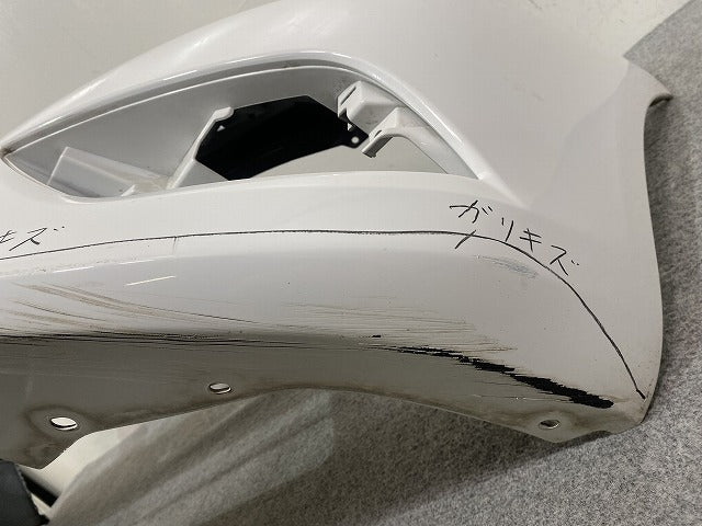 ラティオ N17 純正 フロント バンパー ロアグリル付 62022 7W81H ホワイト QM1 日産(145766)