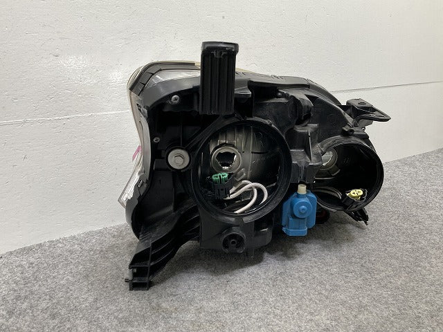 シルフィ/SYLPHY TB17/B17 純正 左 ヘッドライト/ランプ ハロゲン レベライザー 刻印K STANLEY P9361 日産(145782)
