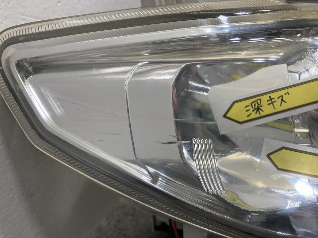 タント カスタム L375S/L385S 純正 右 ヘッドライト/ランプ キセノン HID レベライザー バラスト KOITO 100-51944 ダイハツ(145784)