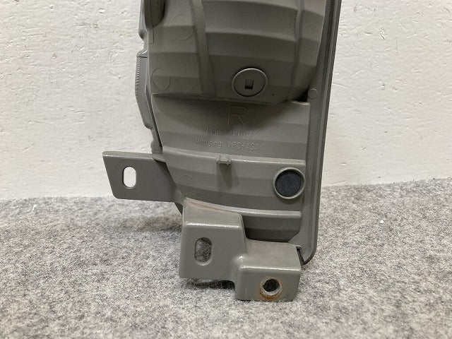 プリウスα/アルファ ZVW40W/ZVW41W 純正 前期 右 ウィンカー ハロゲン KOITO 47-45 トヨタ(145785)