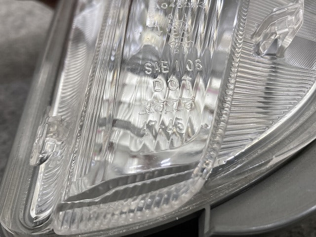 プリウスα/アルファ ZVW40W/ZVW41W 純正 前期 右 ウィンカー ハロゲン KOITO 47-45 トヨタ(145785)