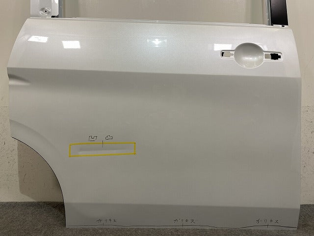 セレナ C28/NC28/FC28/FNC28 e-POWER/GC28/GFC28 純正 右 リア スライド ドアドア プリズムホワイト QBE 日産(145803)