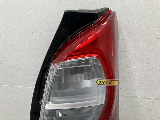 アルト エコ HA25S/HA35S 純正 右 テールランプ/ライト/レンズ LED TOKAIDENSO 35603-64L1 35650-64L10 スズキ(145806)