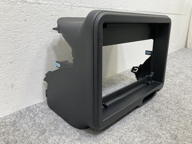 新車取り外し!N-BOX/NBOX Nボックス JF5/JF6 純正  ナビパネル/オーディオカバー 77250-32R-00 素地 ホンダ(145823)