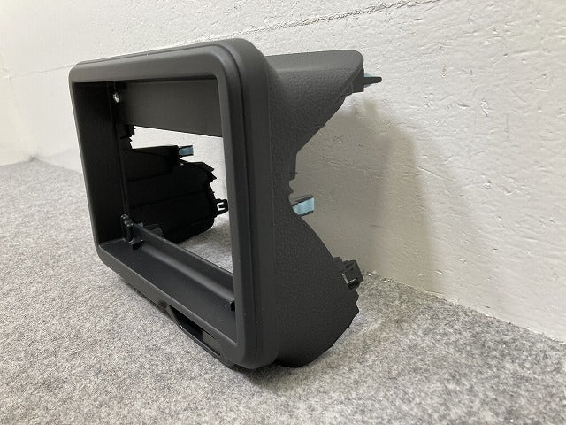 新車取り外し!N-BOX/NBOX Nボックス JF5/JF6 純正  ナビパネル/オーディオカバー 77250-32R-00 ホンダ(145824)