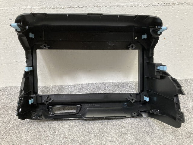 新車取り外し!N-BOX/NBOX Nボックス JF5/JF6 純正  ナビパネル/オーディオカバー 77250-32R-00 ホンダ(145824)