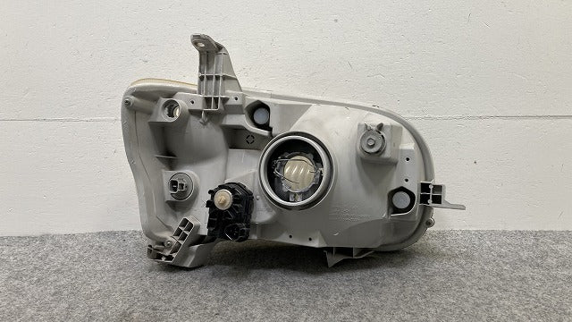 タント L375S/L385S 純正 左 ヘッドライト/ランプ レベライザーハロゲン KOITO 100-51945 ダイハツ(145825)