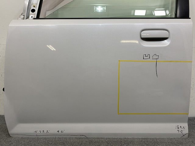オッティ/eKワゴン H92W/H82W 純正 左 フロント ドア 内張りドアモールバイザーガラス付 ホワイトパール(3コートパール) SLN 日産(145851)