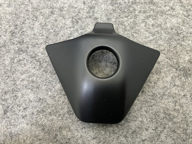 新車取り外し!ヴェゼル/VEZEL RV3/RV4/RV5/RV6 純正 後期 フロント グリル/ラジエーターグリル エンブレム付き(145861)
