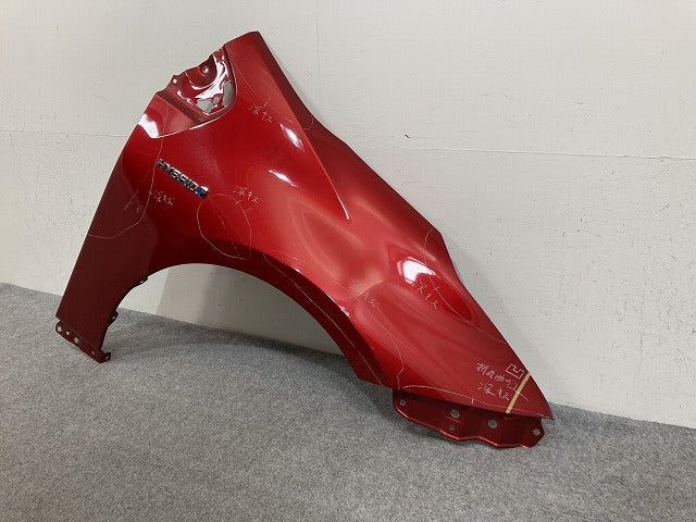 プリウス 50系/ZVW50/ZVW51/ZVW55 純正 右 フロント フェンダー エモーショナルレッド トヨタ(145868)