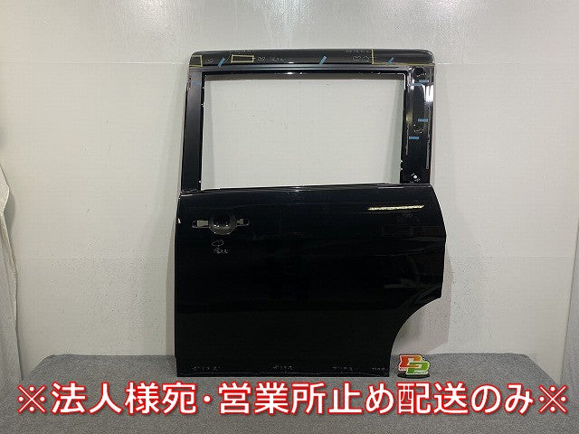 セレナ ハイウェイスター/X/XV/C28/NC28/GC28 e-POWER/オーテック/ルキシオン/FC28/FNC28/GFC28 純正 左 リア スライドドア(145874)