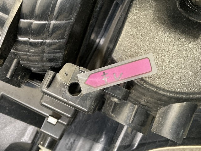 ジャンク!フォレスター SJ5/SJG 純正 前期 右 テールランプ/ライト/レンズ ハロゲン 刻印B ICHIKOH D114 スバル(145875)