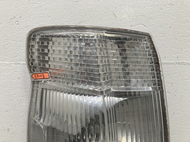 キャラバン E25/CQGE25/CWGE25/QE25/QGE25/SE25/SGE25 純正 右フロントウィンカー ハロゲン 刻印A KOITO 210-24774 日産(145899)