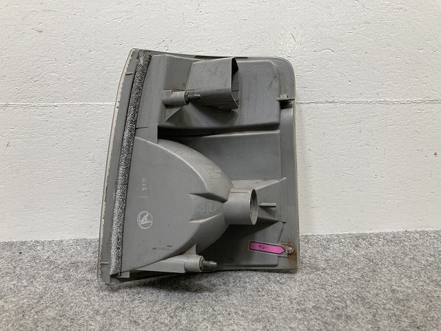 キャラバン E25/CQGE25/CWGE25/QE25/QGE25/SE25/SGE25 純正 右フロントウィンカー ハロゲン 刻印A KOITO 210-24774 日産(145899)