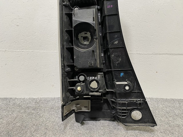 N-BOX/NBOX Nボックス カスタム/JF1/JF2 純正 右 テールランプ/ライト/レンズ LED ICHIKOH D106 ブラック ソリッド ホンダ(145922)