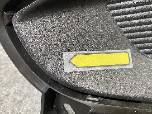 ヤリス KSP210/MXPA10/MXPA15/MXPH10/MXPH15 MXPH14/MXPH17KSP210/MXPA10/MXPA15 純正 左 フロント フォグカバー 52113-K0041(145923)