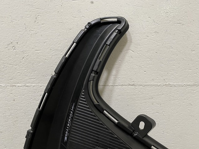 ヤリス KSP210/MXPA10/MXPA15/MXPH10/MXPH15 MXPH14/MXPH17KSP210/MXPA10/MXPA15 純正 左 フロント フォグカバー 52113-K0041(145923)