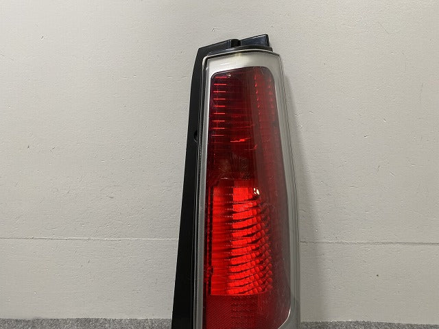 ワゴンR MH21S/MH22S 純正 右 テールランプ/ライト/レンズ ハロゲン TOKAIDENSO 35603-58J3 スズキ(145933)