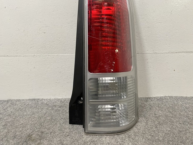 ワゴンR MH21S/MH22S 純正 右 テールランプ/ライト/レンズ ハロゲン TOKAIDENSO 35603-58J3 スズキ(145933)