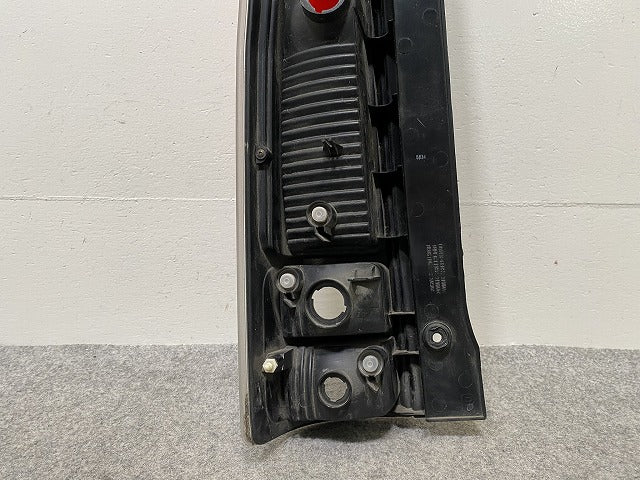 ワゴンR MH21S/MH22S 純正 右 テールランプ/ライト/レンズ ハロゲン TOKAIDENSO 35603-58J3 スズキ(145933)