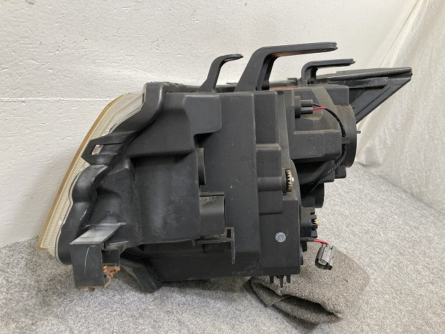 デリカD:5/D5 CV1W/CV2W/CV4W/CV5W 純正 右 ヘッドライト/ランプ キセノン HID レベライザー KOITO 100-87918 8301D298 三菱(145973)
