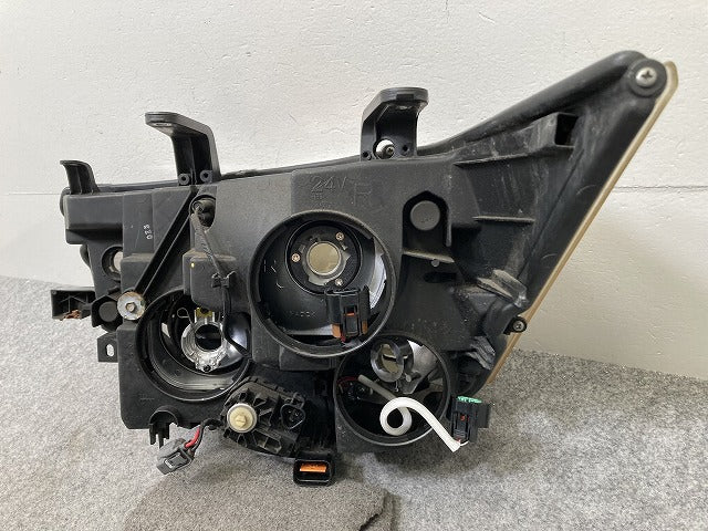 デリカD:5/D5 CV1W/CV2W/CV4W/CV5W 純正 右 ヘッドライト/ランプ キセノン HID レベライザー KOITO 100-87918 8301D298 三菱(145973)