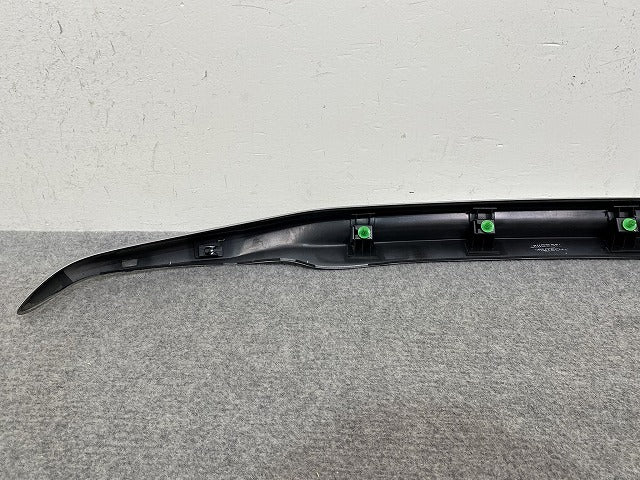 ノート/NOTE E12/NE12 e-POWER/HE12/SNE12 純正 後期 リア ガーニッシュ スポイラー 85064 8A56A シルバー メタリック 日産(145992)