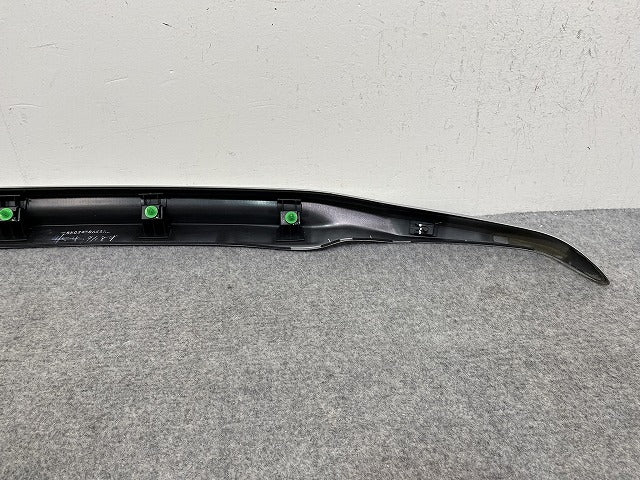 ノート/NOTE E12/NE12 e-POWER/HE12/SNE12 純正 後期 リア ガーニッシュ スポイラー 85064 8A56A シルバー メタリック 日産(145992)