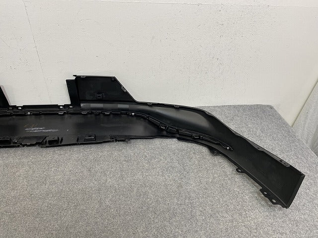 新車取り外し!クラウン クロスオーバー AZSH35 RS/TZSH35 純正 リア スポイラー ディフューザー 52169-30320/30/460/470 素地(145998)