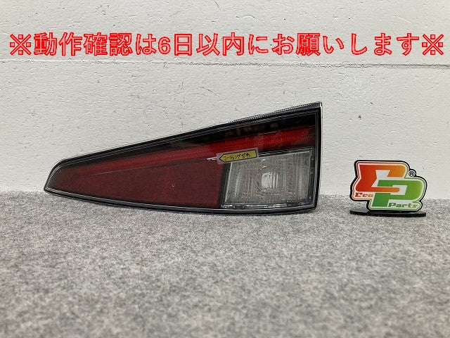 プリウス 50系/ZVW50/ZVW51/ZVW55 純正 前期 右 テールランプ/ライト/レンズ LED ICHIKOH 47-76 81581-47021 トヨタ(146002)
