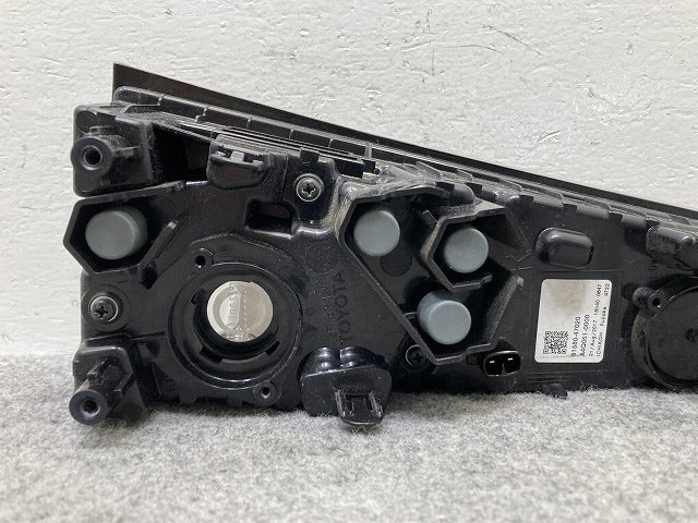 プリウス 50系/ZVW50/ZVW51/ZVW55 純正 前期 右 テールランプ/ライト/レンズ LED ICHIKOH 47-76 81581-47021 トヨタ(146002)